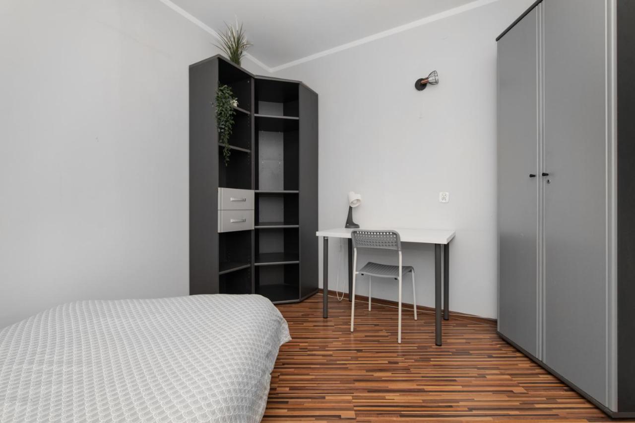Tjiraso Apartment Γκντανσκ Εξωτερικό φωτογραφία